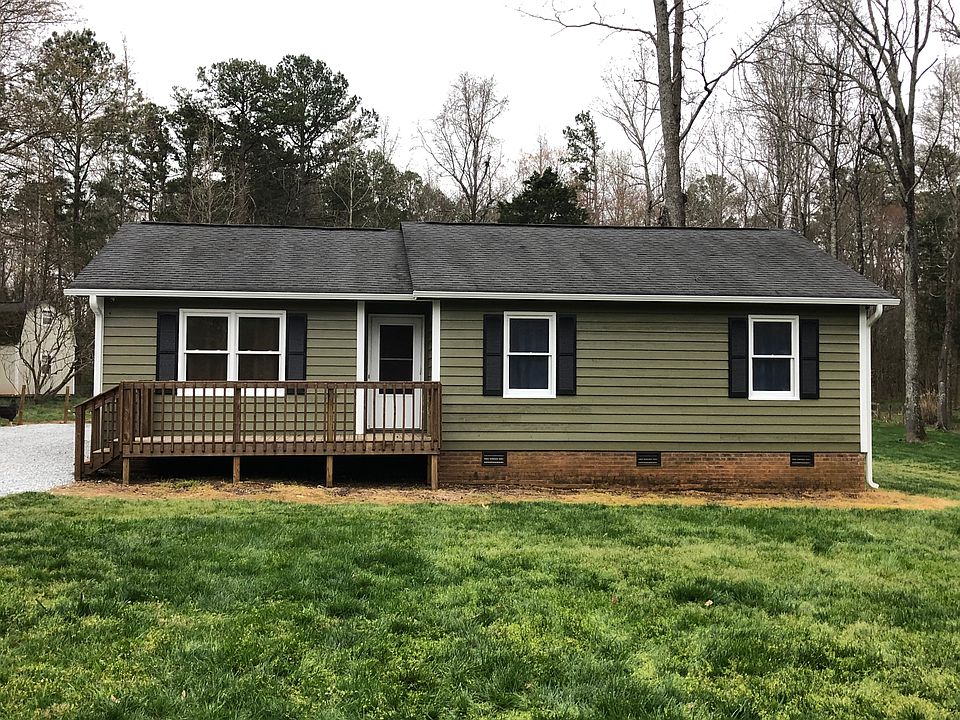 2nd image of 5105 Grove Dr