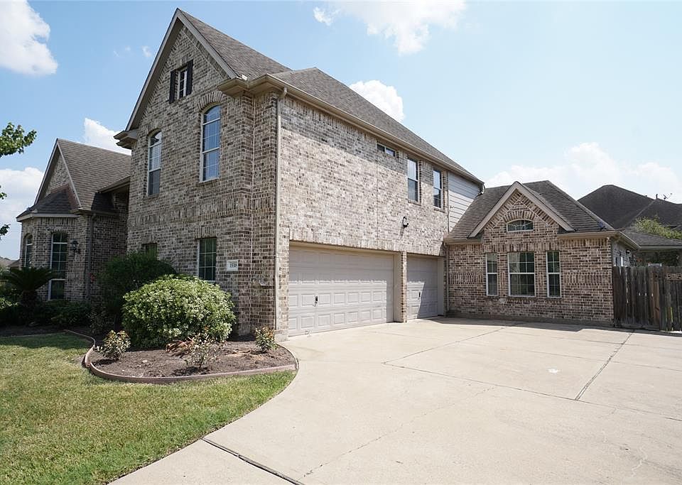 1st image of 15318 Black Falls Ln