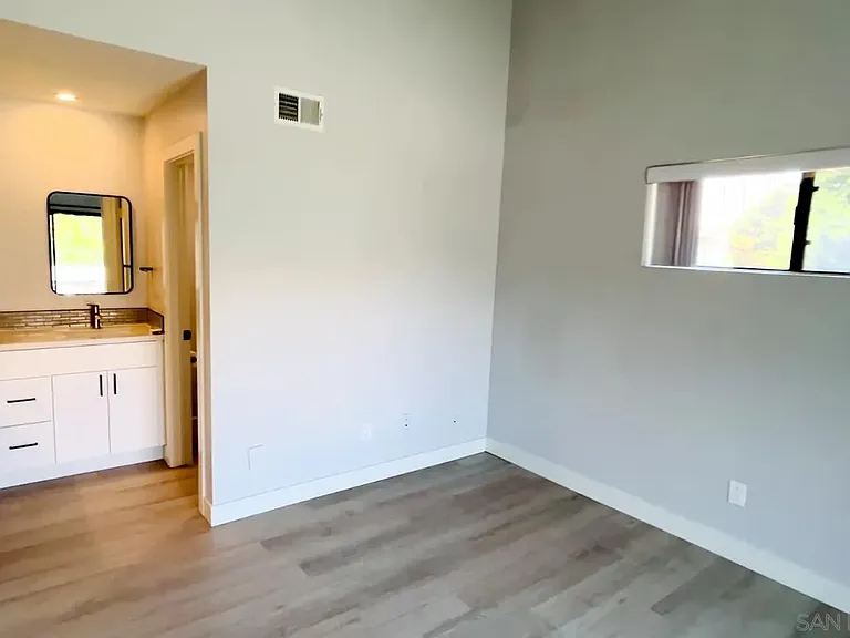 4022 Mahaila Ave #C — Photo 16