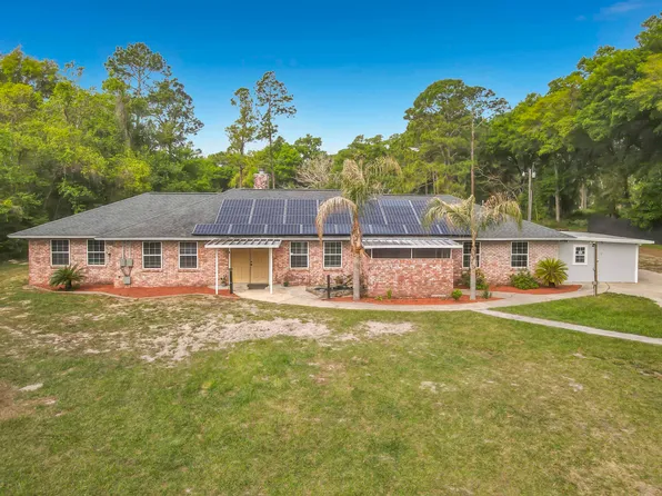 327 Union Ave, Crescent City, FL 32112