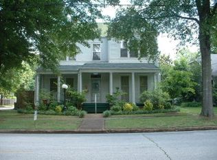 520 N Walnut St, Florence, AL 35630