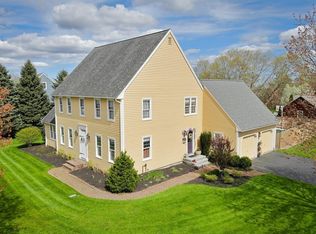 19 Goddard Dr, Auburn, MA 01501