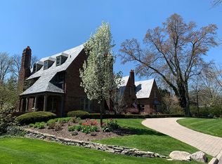 111 Cloverly Rd, Grosse Pointe Farms, MI 48236