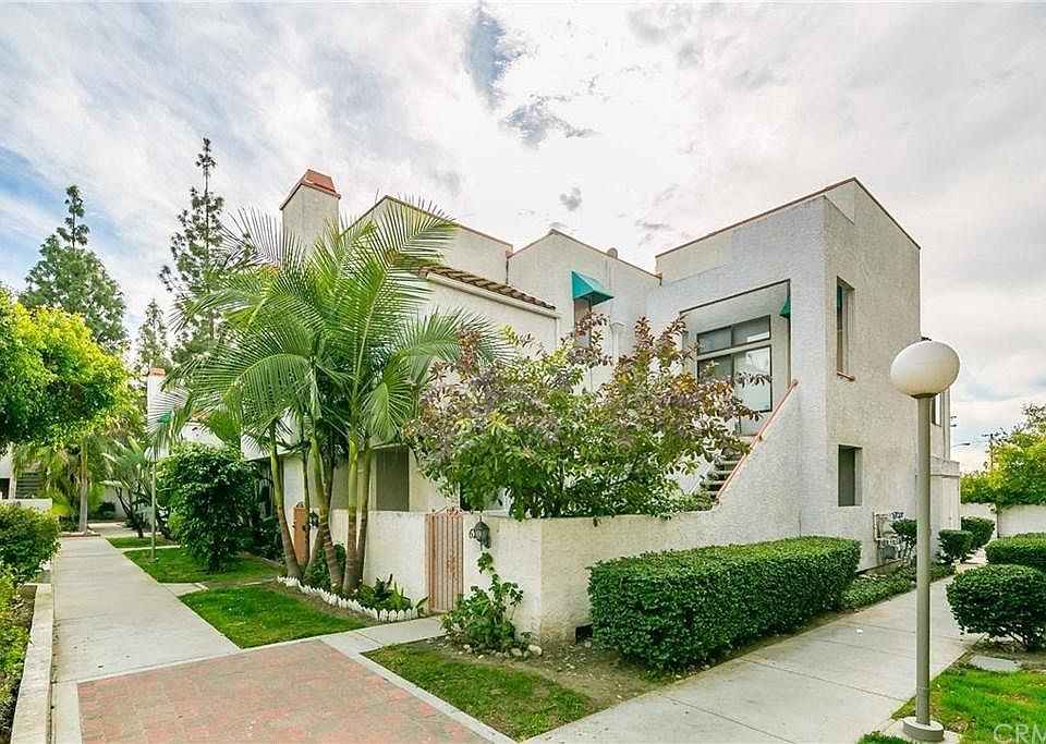 1st image of 608 Park Shadow Ct