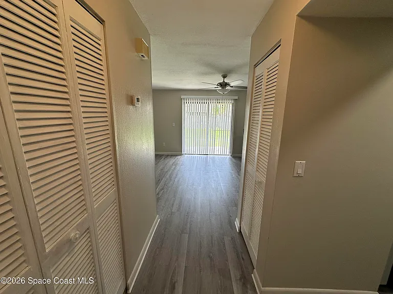 1424 Croftwood Dr #1428 — Photo 2