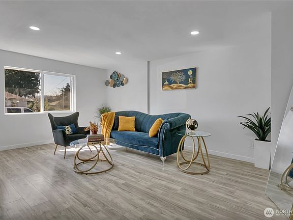 3rd image of 126 K Street NE