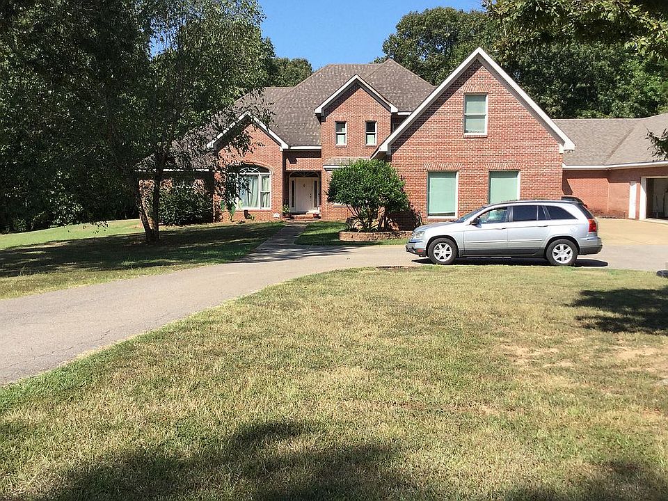 Gracious country living