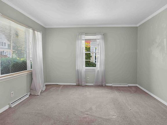 4th image of 118 Walnut St