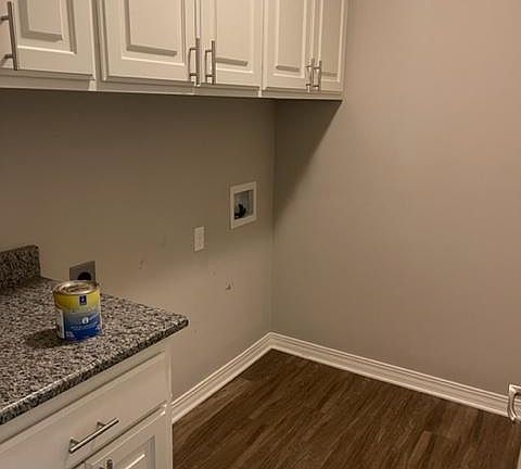 4th image of 5006 Ames Pl