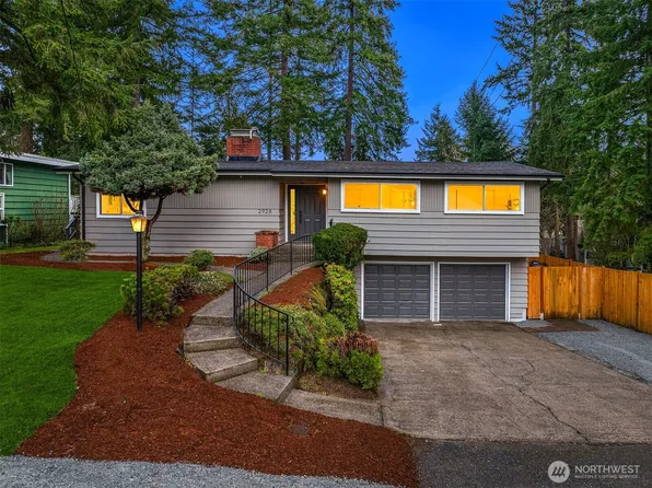 2928 128th Avenue SE, Bellevue, WA 98005