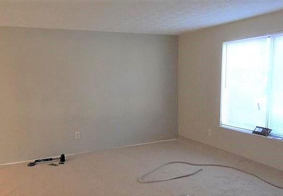 5th image of 836 Lawndale Ct