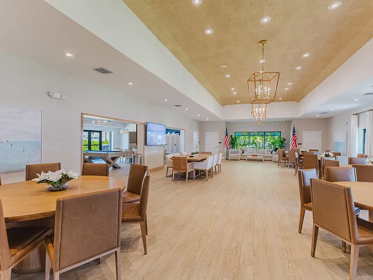 12581 Spring Meadow Dr — Photo 50
