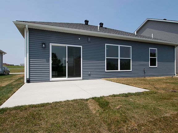 3rd image of 3268 Ashdon Dr