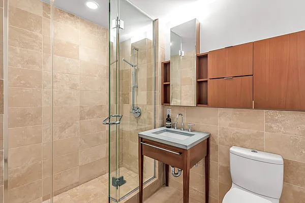Rented by Sotheby's International Realty | media 9
