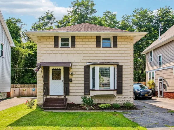 2363 Saint Paul Blvd, Rochester, NY 14617