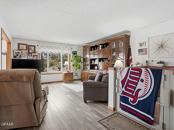 5th image of 765 Big Sky Cir