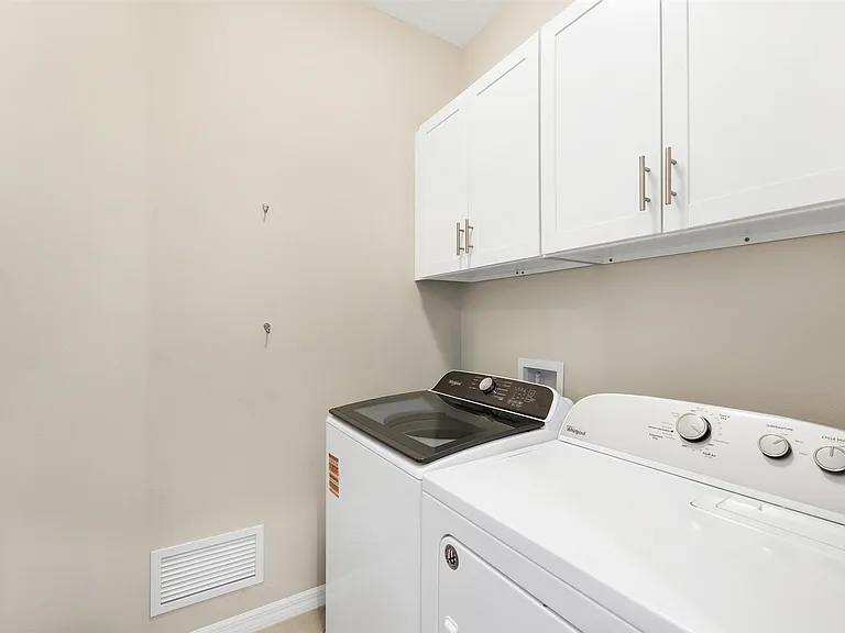 Backspin Dr — Photo 25