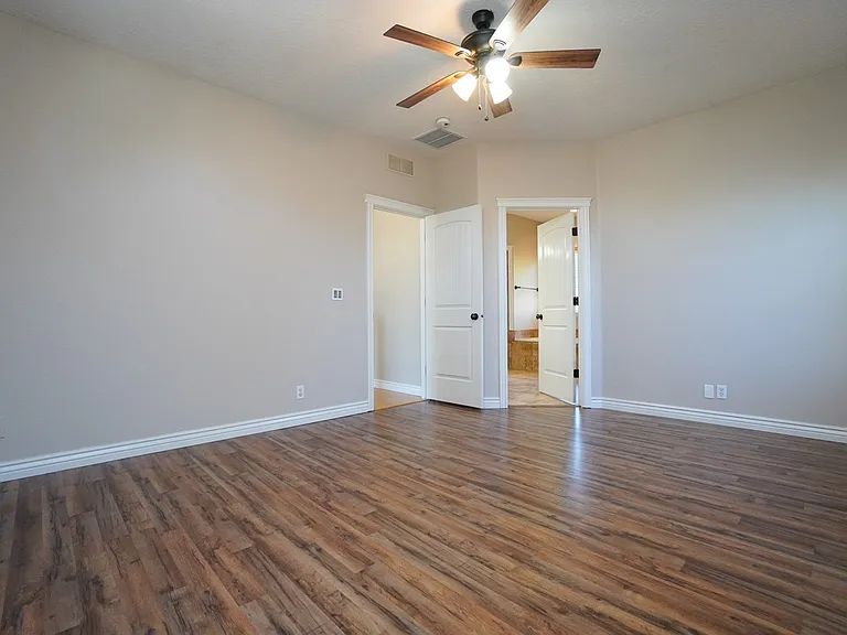 2511 W Teano Dr — Photo 29