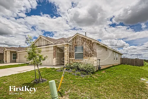 1204 Treehouse Ln Photo 1