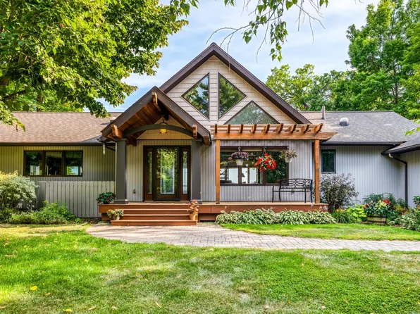 7002 Maple Beach Ct NE, Bemidji, MN 56601
