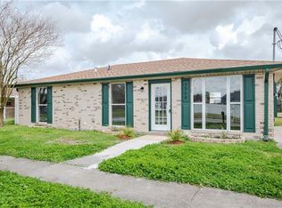 3509 Volpe Dr, Chalmette, LA 70043