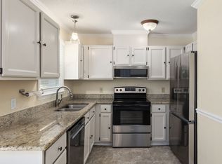 940 Skylar Ct, Wake Forest, NC 27587