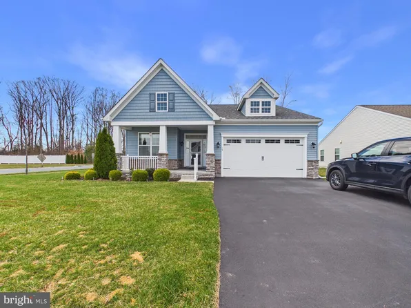 15 Augusta National Dr, Magnolia, DE 19962