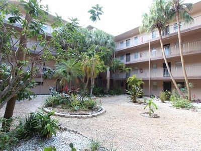 2850 Somerset Dr #406L, Lauderdale Lakes, FL, 33311