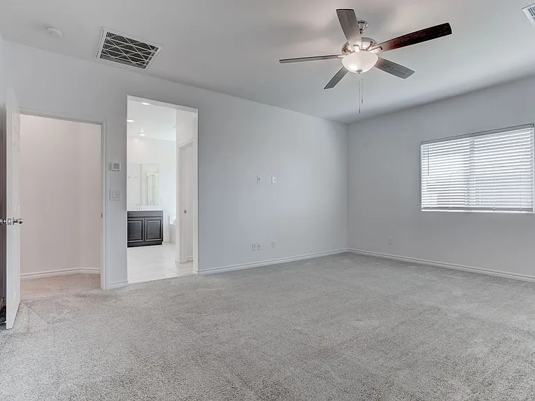 7106 Calvert Cliffs St — Photo 36