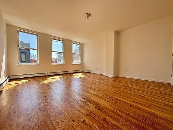 5th image of 33A Lawton St #4