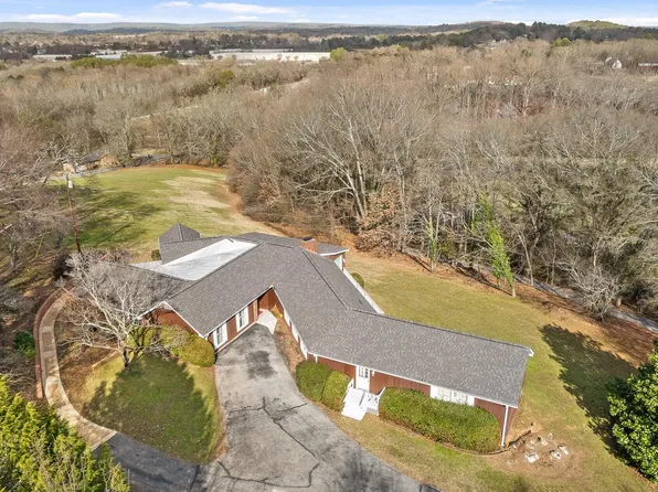 7322 Noah Reid Rd, Chattanooga, TN 37421