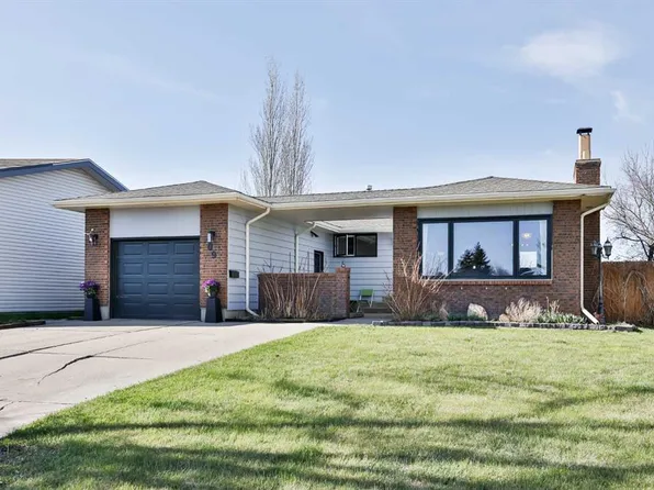 99 S Lemoyne Cres W, Lethbridge, AB T1K 4A4