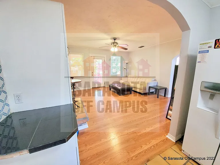 1119 32nd St #A-B — Photo 13