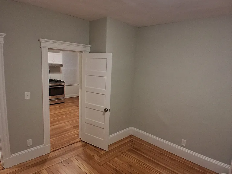 394 Ashmont St #3 — Photo 5