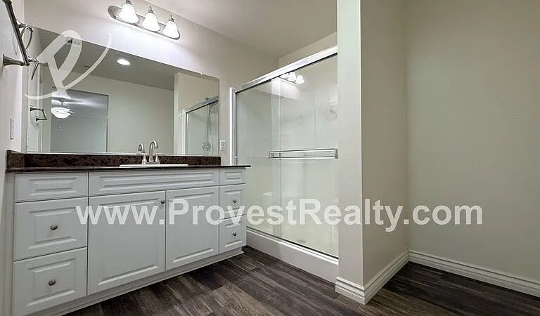 15946 Silvertip Way — Photo 14