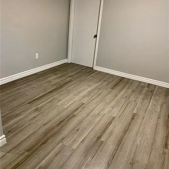 11 Michael Ave #LOWER — Photo 6