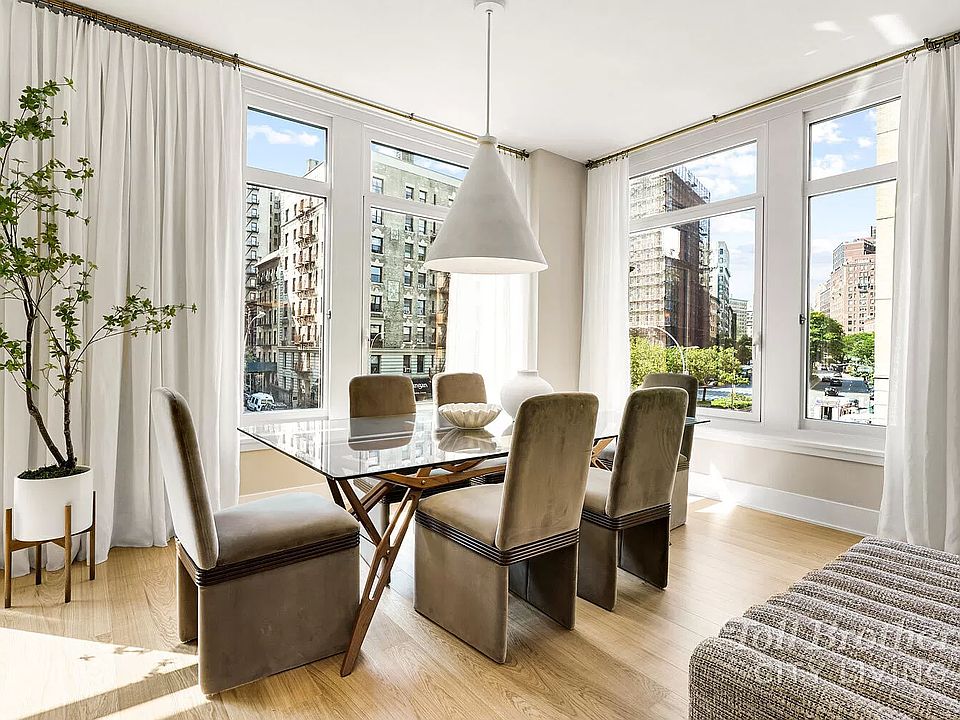 1st image of 218 W 103rd St #3E