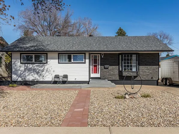 1361 W Parker Ave NW, Medicine Hat, AB T1A 6X1