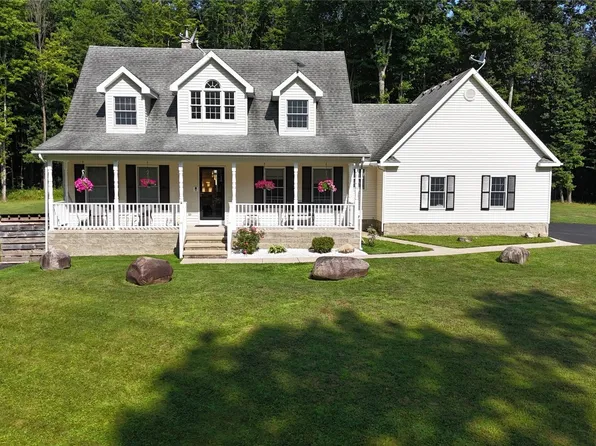 13194 Capp Rd, Edinboro, PA 16412