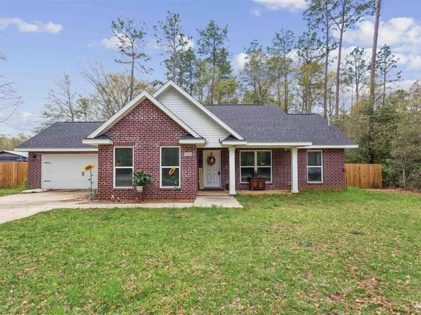 5787 Divot Ln, Milton, FL 32570