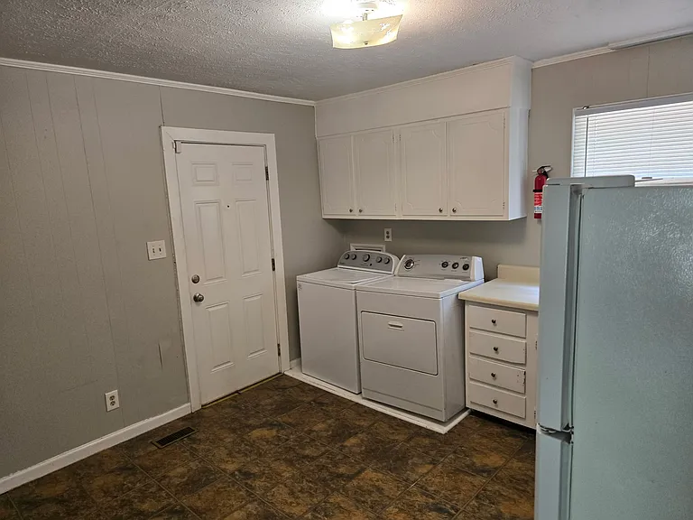 6234 Penfield Dr — Photo 9