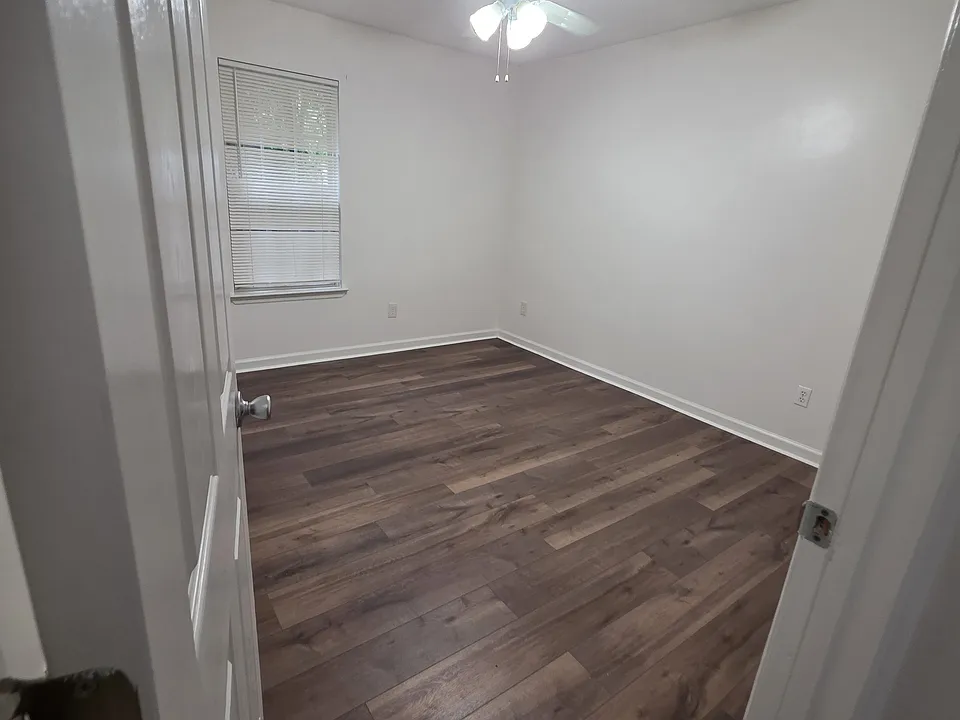 101 Raiford St #101