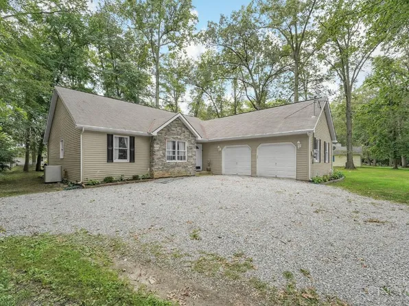 3019 Totem Pole Dr, Lake Waynoka, OH 45171