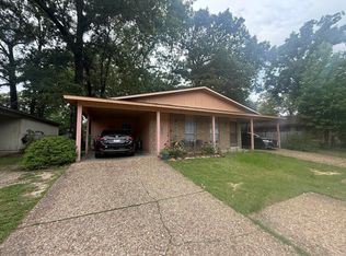 8403 Woodview Dr E, Sherwood, AR 72120