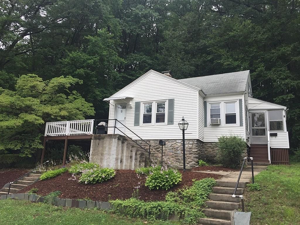 40 Glendale St, Worcester, MA 01602 Zillow