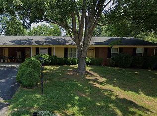 5735 Littlehorn Dr, Roanoke, VA 24018