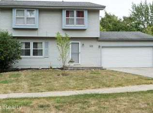 516 E Hackley Ave, Des Moines, IA 50315