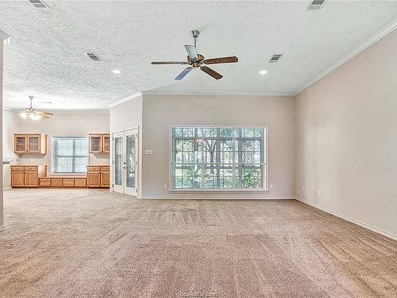 2nd image of 1605 Blue Quail Ln