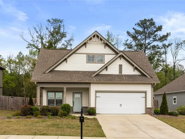 125 Northern Flicker Dr, Auburn, AL 36832