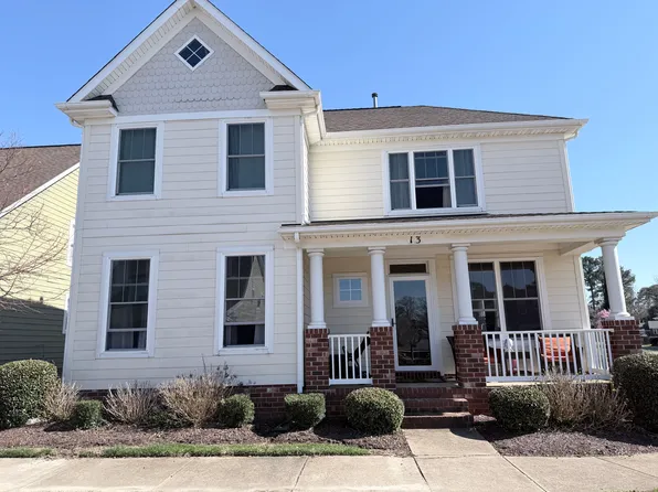 13 Rockingham Dr, Hampton, VA 23669